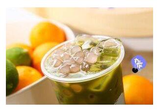 white pearl matcha tea.jpg